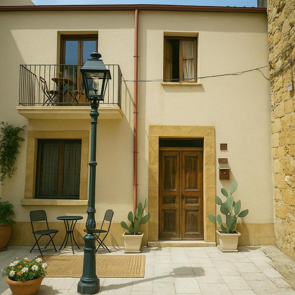 Ferienwohnung Segesta - Vieux Centre Historique Salemi Exterior foto